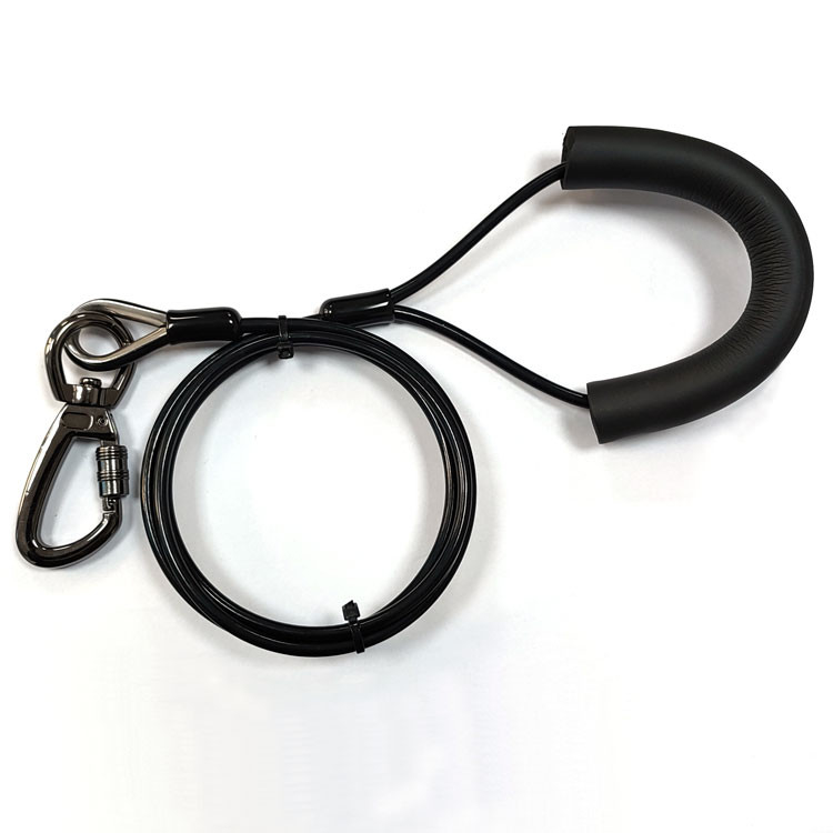 Pvc bedekte band-uit Regelbare Openlucht het Staaldraad Twee van de Staalkern Haak met een laag voor Hond